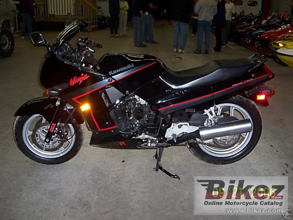 1988 Kawasaki GPX 750 R photo